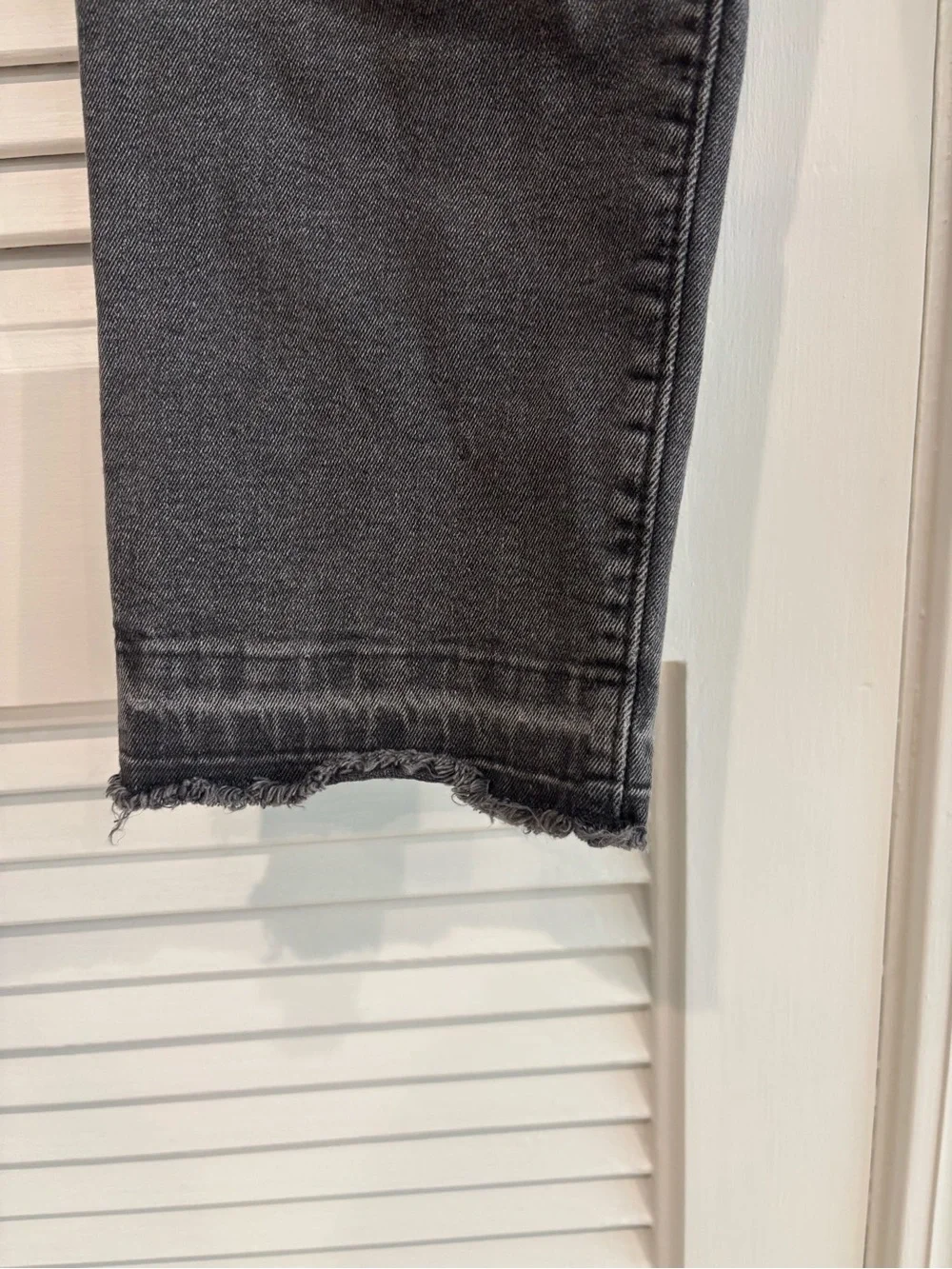Old Navy Black Cropped High-Rise Jeans